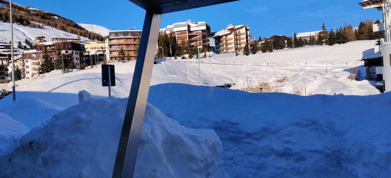 Teleo Vacanze - Villaggio Olimpico Di Colle Sestriere Екстериор снимка