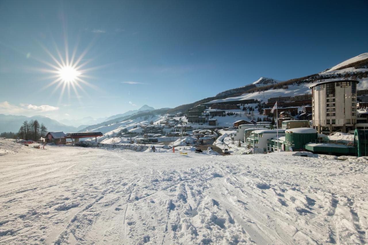 Teleo Vacanze - Villaggio Olimpico Di Colle Sestriere Екстериор снимка